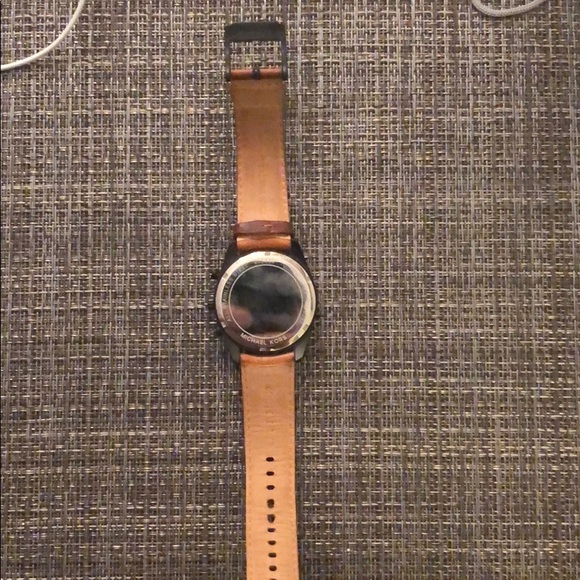 Michael Kors Watch - Picture 6 of 6